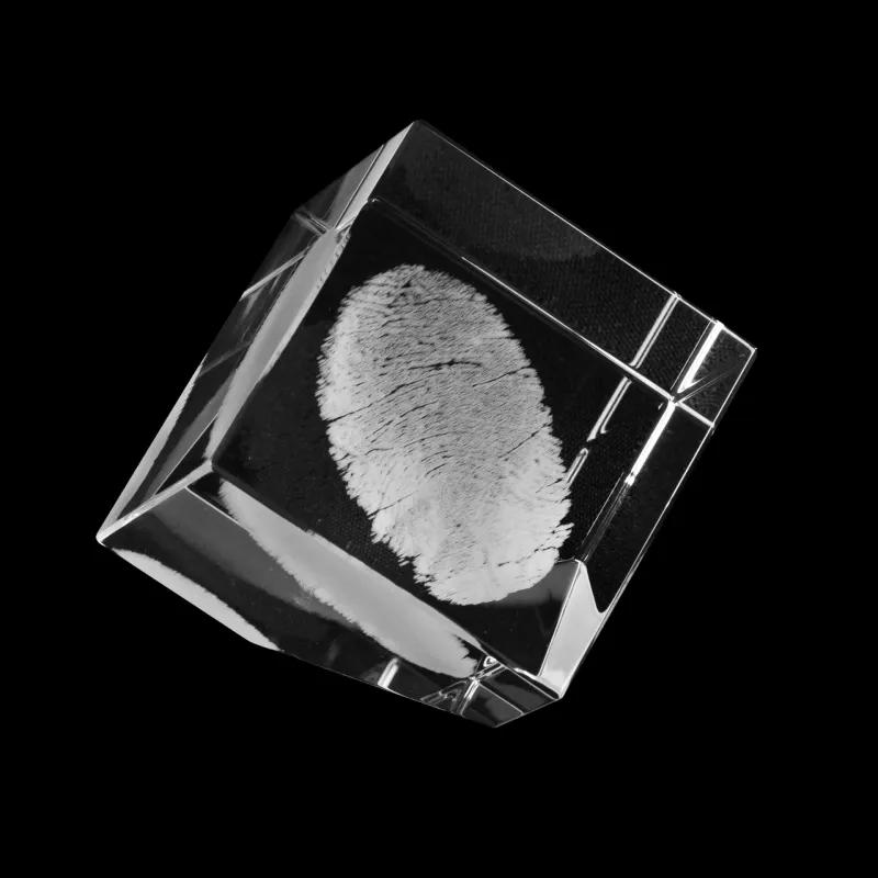 3D-03 | Kristalglas | Kubus