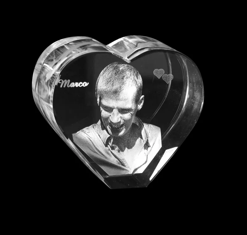 3D-04 | Kristalglas | Hart